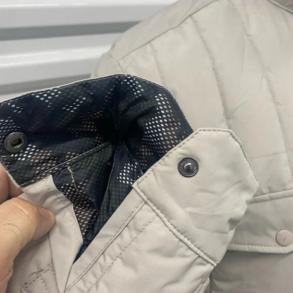 Robert Graham Quilted Stone Color Men's NWT